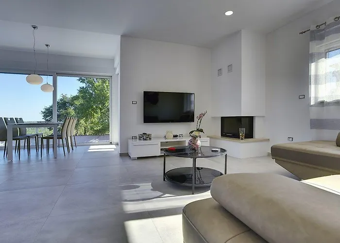 Villa White *