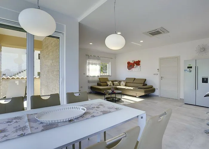 Villa White Barbariga